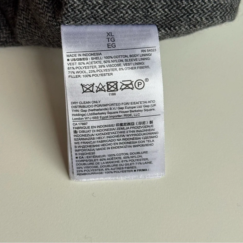 Banana Republic Wool Blend Liner Vest XL Jacket Insert 71% Wool